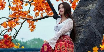 Why some Christian women wear dresses or skirts and long hair WomenWearLongDresses